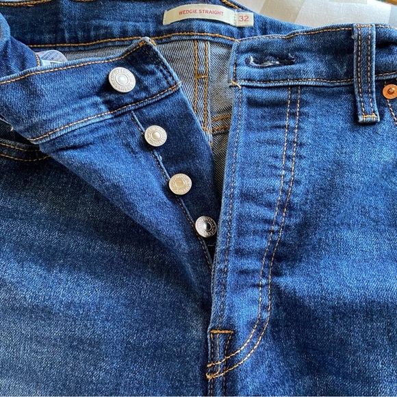Levi’s 501 Wedgie Straight Jeans - Picture 5 of 9